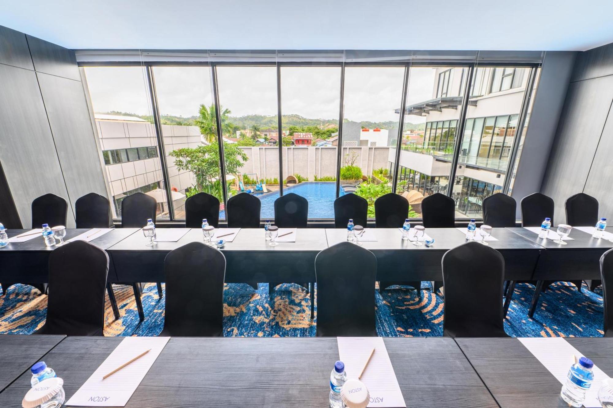 Aston Sorong Hotel & Conference Center Ngoại thất bức ảnh
