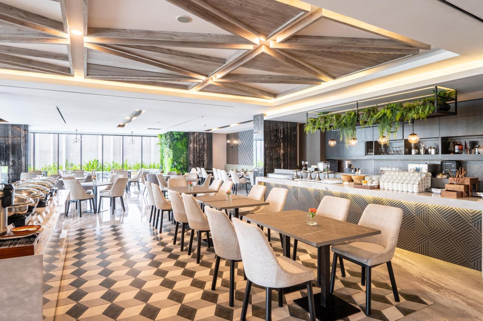 Aston Sorong Hotel & Conference Center Ngoại thất bức ảnh