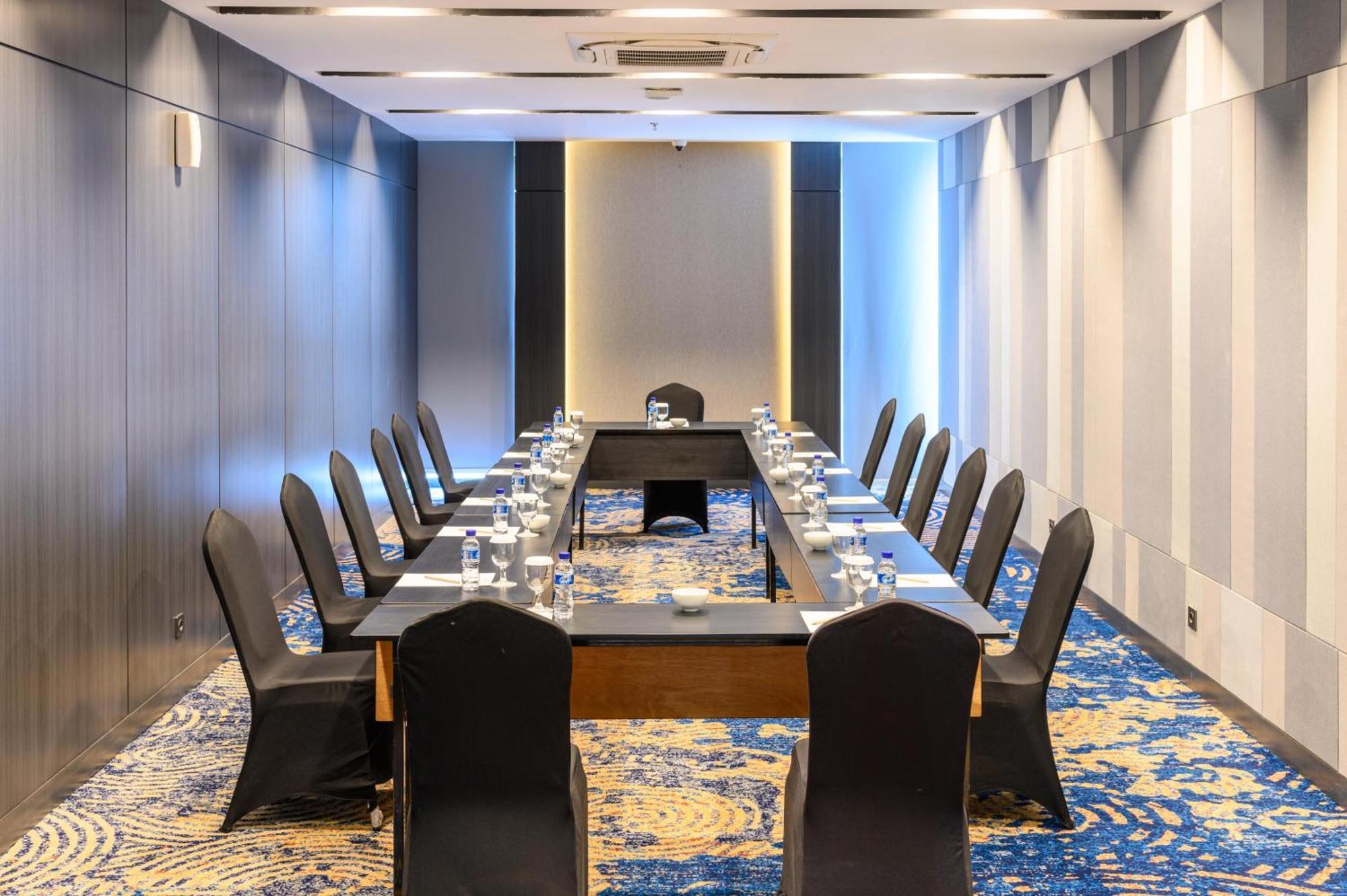 Aston Sorong Hotel & Conference Center Ngoại thất bức ảnh