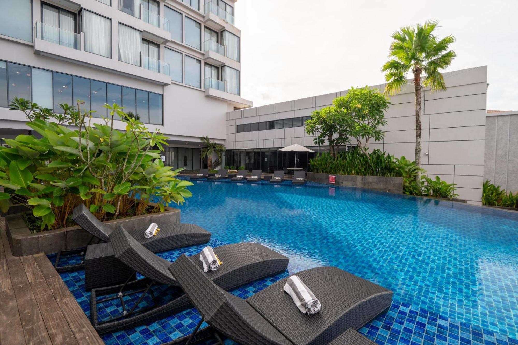 Aston Sorong Hotel & Conference Center Ngoại thất bức ảnh